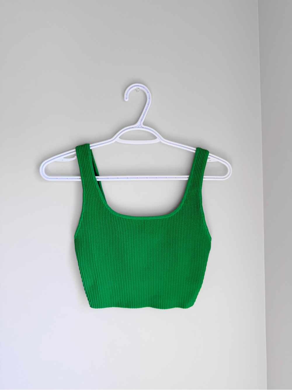 Babaton aritzia sculpt knit squareneck cropped top